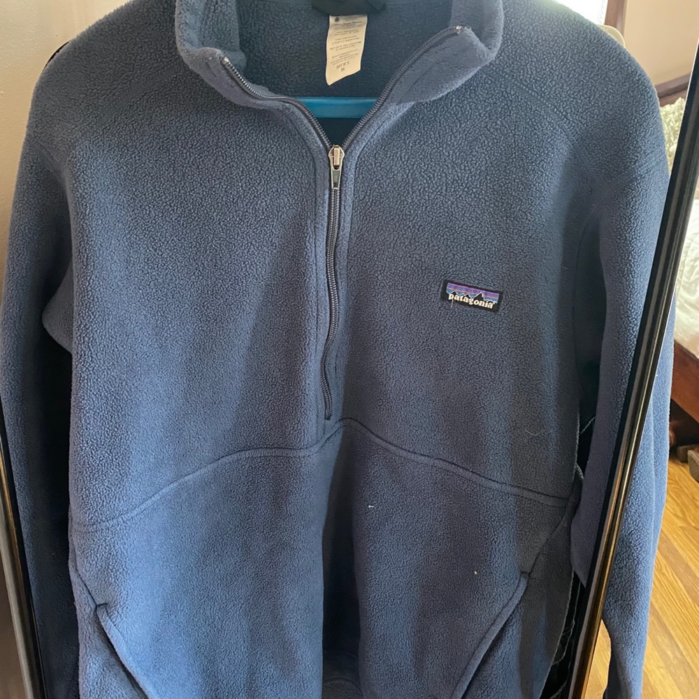 Men’s Patagonia zip up fleece